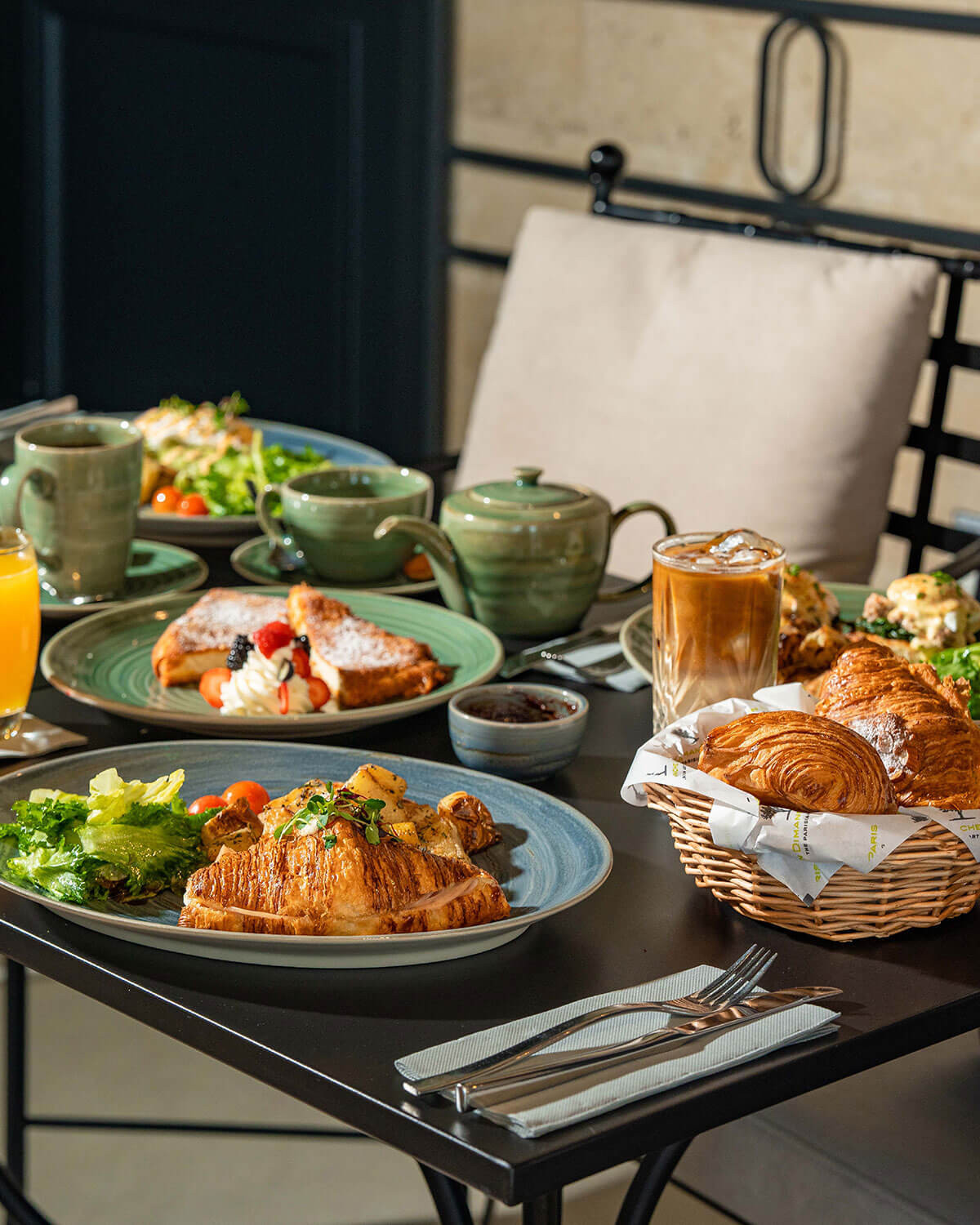 Un Dimanche à Paris